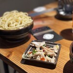 元祖もつ鍋もつ焼き楽天地 - 