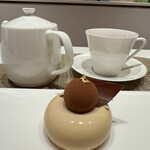 ザ・ペニンシュラ ブティック&カフェ - ティラミスと、紅茶はアフタヌーンティー