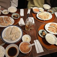銀座ブルーリリー ステーキ＆チャイニーズレストラン - 