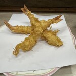 天義 - 海老は小振りだけれど、3本ついてプリプリ堪能