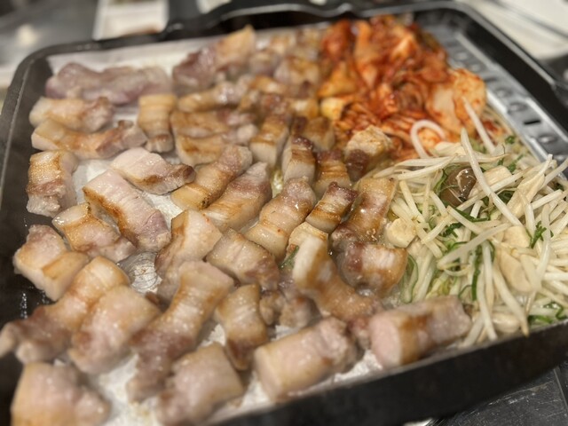 Honba Korean Shokudo Buta no Chokinbako