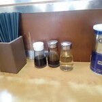 大勝軒 - テーブル