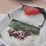 大衆酒場ネオ万歳 - おにぎり2種（九条ネギ味噌＆明太子）