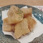 大衆酒場ネオ万歳 - しみしみ大根の唐揚げ