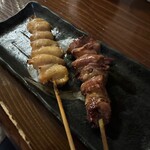 串焼・炭火焼 助八 - 追加とろレバー、ぼんじり