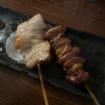 串焼・炭火焼 助八 - とろレバー、豚バラ