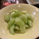 初恋屋 - ◎セロリ　３９０円 税込　おしんこがわりに注文
