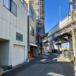 バインミーゴンゴン - 外観写真: