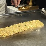 宮崎尾崎牛 鉄板焼き 吟 - ガーリックライスの出来上がり