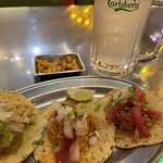 墨国回転鶏食堂 - 