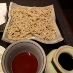 蕎麦 美酒 健肴 佳蕎庵 - 生粉打ち。つゆは江戸前（辛口）を指定