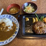 世界のハンバーグ曲角 - 料理写真:ハンバーグ&カレーセット 1155円
※ランチメニュー