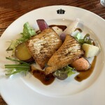 Bio食堂 - ビンチョウマグロのステーキ　野菜たっぷり