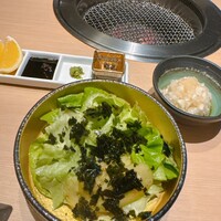 やきにく九 西麻布本店 - サラダ