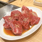 焼肉乃 富士吉 - 特選厚切りハラミ(サガリ) タレ