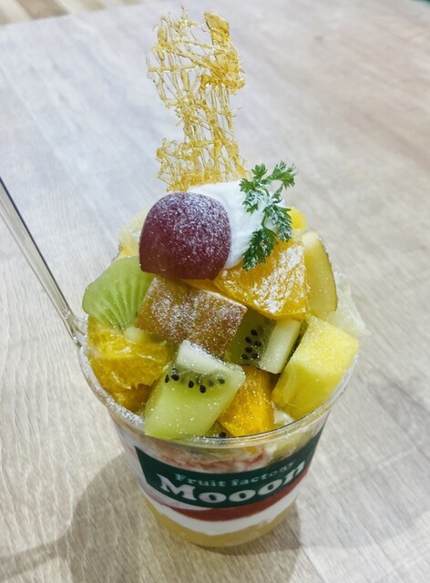 Fruit factory Mooon （フルーツ ファクトリー モーン） - スペース