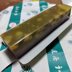 虎屋ういろ - 『伊勢茶栗ういろ』　800円