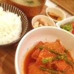 Daily REPUBLIC - 鳥肉とジャガイモの辛味煮付け☺︎