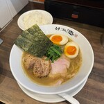 小麦生まれ、麺育ち。 - 