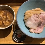 いかれたヌードル フィッシュトンズ - 