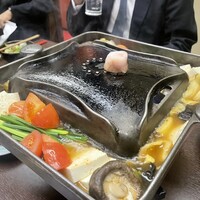 牛幸 本店 - しゃぶQの専用２段鍋