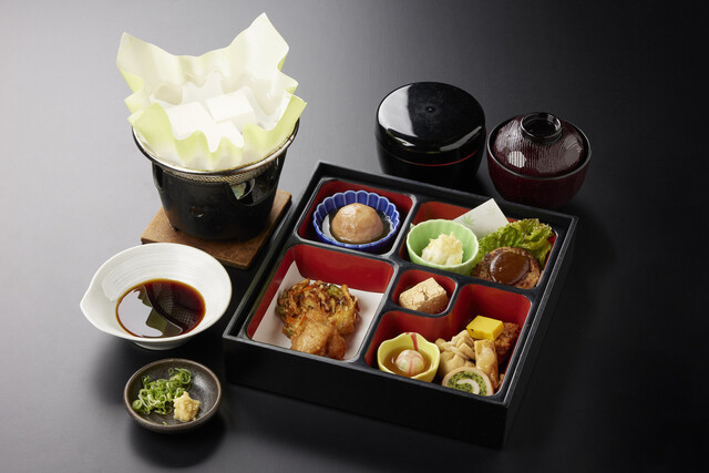 Oshokuji Dokoro Kinkaku photo 3