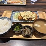 肉豆冨とレモンサワー 大衆食堂 安べゑ - 【2025.2.14(金)】あじフライ定食（並盛）988円→888円