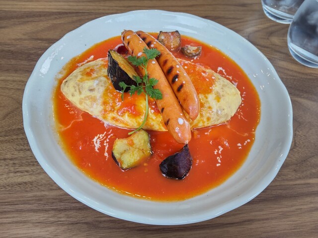 OMU.OMU （オムオム） - 朝菜町/オムライス | 食べログ