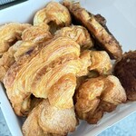 Kona Coffee Purveyors | b. patisserie - 