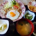 モンブラン喫茶店 - ポークステーキ880円税込！