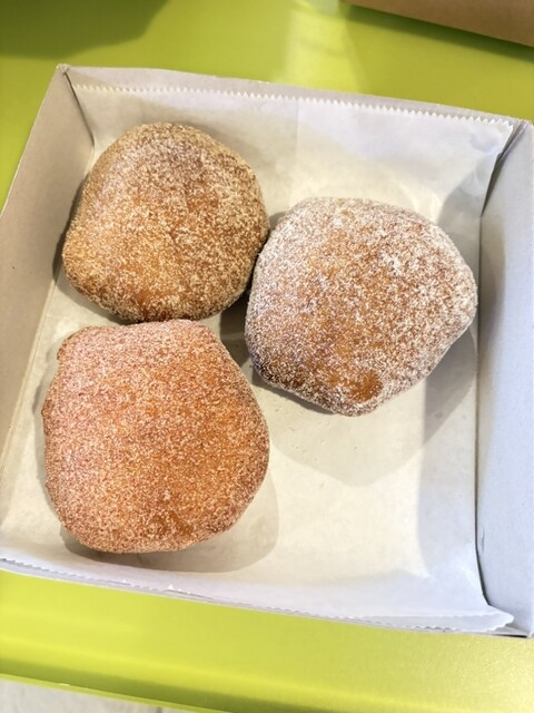 pennys waikiki malasadas - ワイキキ/スイーツ | 食べログ