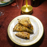 リストランテ ピッツェリア ジャンカルロ トウキョウ - 焼き立て素焼きピッツァ