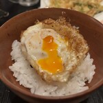 小料理 椿 - 先に黄身を潰してだね