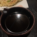 小料理 椿 - 甘めのタレをかけてだね