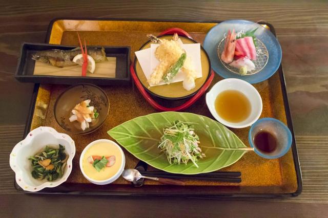 竹善 - 渡波（食堂）の写真