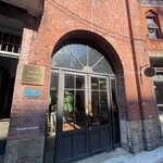 브라운핸즈 백제점 - 外観