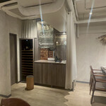 ラチュレ - 自然を感じられる落ち着いた店内