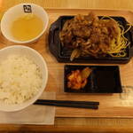 牛角焼肉食堂 - 