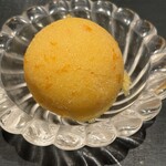 菅井 - 7番目の料理、柚子のシャーベット(口直し)
