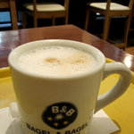ベーグル＆ベーグル 小田急マルシェ多摩センター店 - カフェラテ