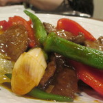 中国四川酒家 蔓山 - 牛肉と野菜の炒め物