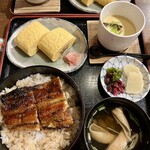 ちか定 - うな重、肝吸い、鰻巻き、鰻入り茶碗蒸し、香の物