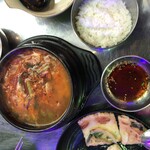 韓国 屋台式居酒屋 クニャンポチャ - チヂミとスンドブ。