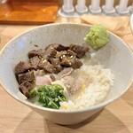 麺工房 うしっし - 牛タン煮込み茶漬け