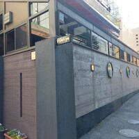 ワキヤ 一笑美茶樓 - 外観から面白い