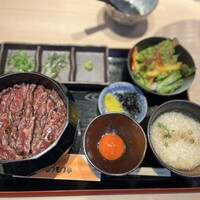 炭火和牛焼肉もうもう亭 広小路店 - 