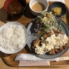 津田屋食堂