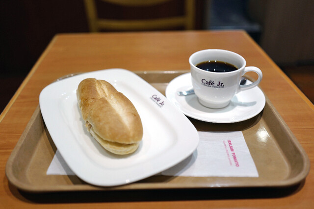 Italian Tomato Cafe Junior Shinjuku Yasukunidori Ten photo 2