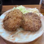 弁けい - 大ぶりメンチが2個