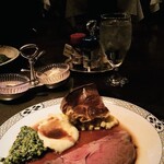 ロウリーズ・ザ・プライムリブ - 